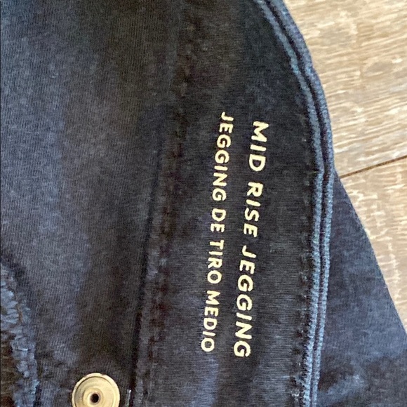 Universal Thread Black Jeggings for Effortless Style - Picture 3 of 4